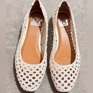 DV by Dolce Vita Cream  Flats